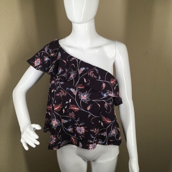 ASTR the Label Sleeveless Ruffle Shoulder Top C2 - Picture 1 of 7